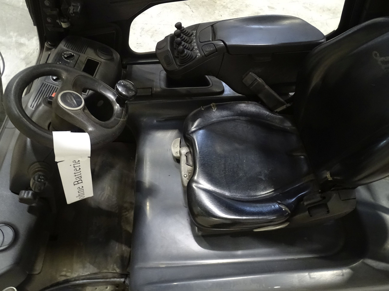 Linde E35L-01 - 전기 지게차 : 사진 3 Linde E35L-01 - 전기 지게차 : 사진 3