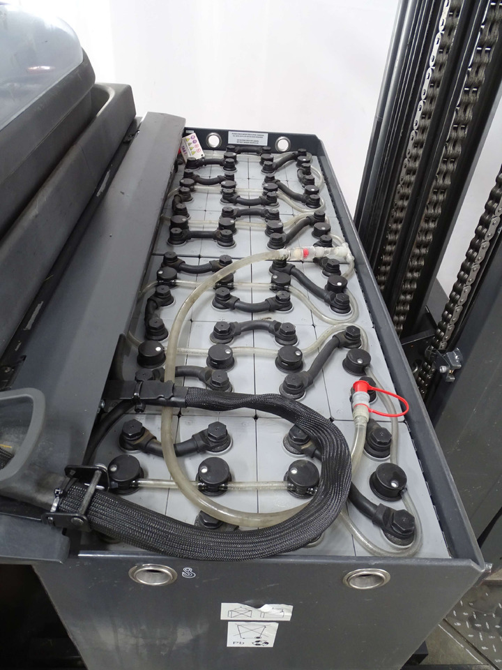Linde R14-01 - 리치 트럭 : 사진 4 Linde R14-01 - 리치 트럭 : 사진 4