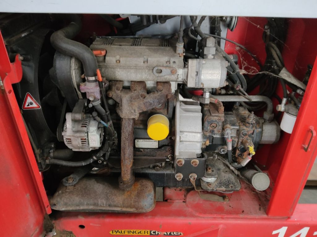 Palfinger PALFINGERF3-203PX - 트럭 장착 지게차 : 사진 4 Palfinger PALFINGERF3-203PX - 트럭 장착 지게차 : 사진 4
