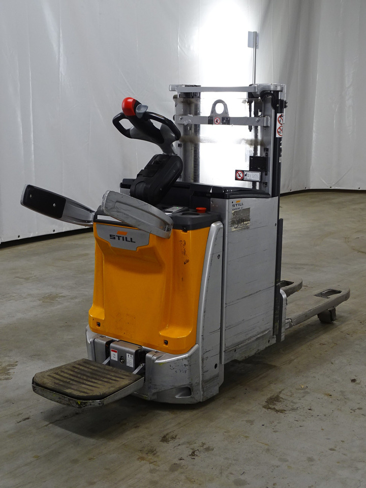 Still EXD-SF20 - 스태커 : 사진 2 Still EXD-SF20 - 스태커 : 사진 2