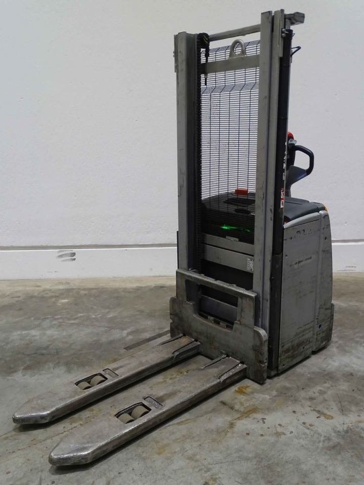 Still EXV16 - 스태커 : 사진 1 Still EXV16 - 스태커 : 사진 1