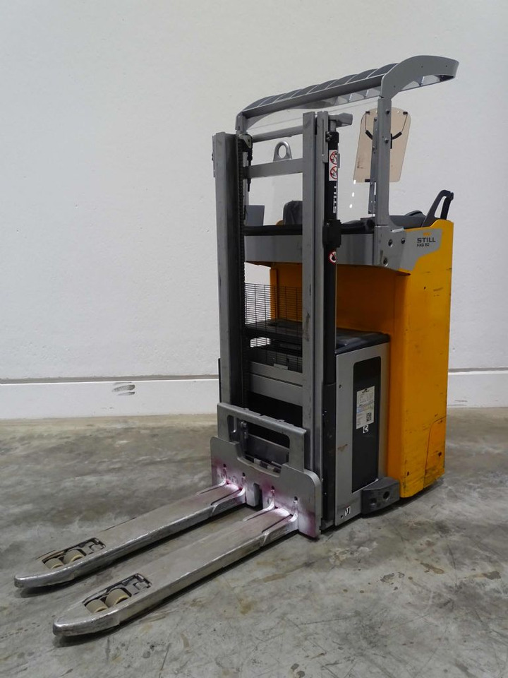 Still FXD20 - 스태커 : 사진 1 Still FXD20 - 스태커 : 사진 1