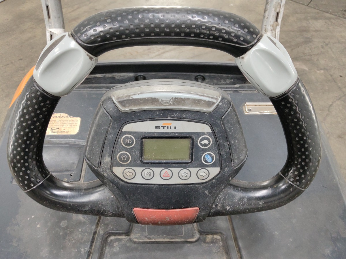 Still LTX50/LIION - 견인 트랙터 : 사진 3 Still LTX50/LIION - 견인 트랙터 : 사진 3