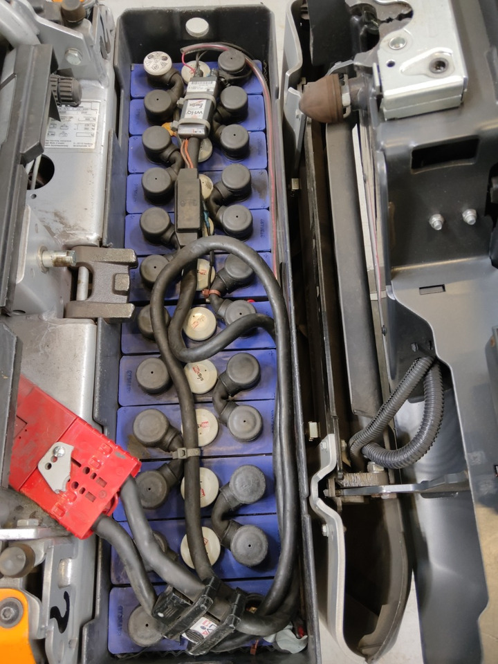 Still LTX50 - 견인 트랙터 : 사진 4 Still LTX50 - 견인 트랙터 : 사진 4