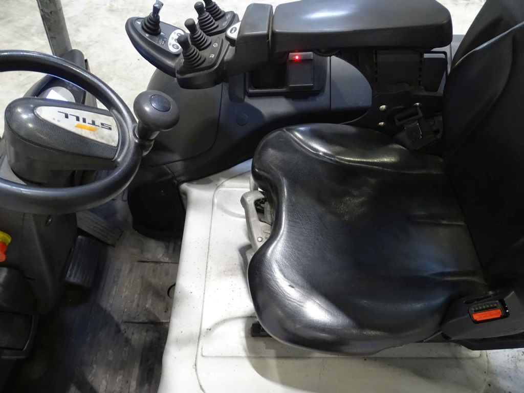 Still RX60-25L - 전기 지게차 : 사진 3 Still RX60-25L - 전기 지게차 : 사진 3
