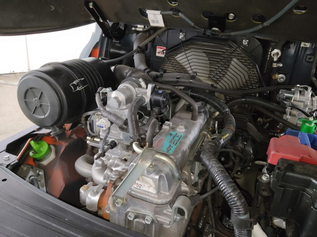 Toyota 02-8FGF15 - 지게차 : 사진 4 Toyota 02-8FGF15 - 지게차 : 사진 4