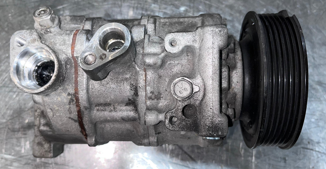 AUDI A/C Compressor 8W5816803 - 에어컨 : 사진 4 AUDI A/C Compressor 8W5816803 - 에어컨 : 사진 4