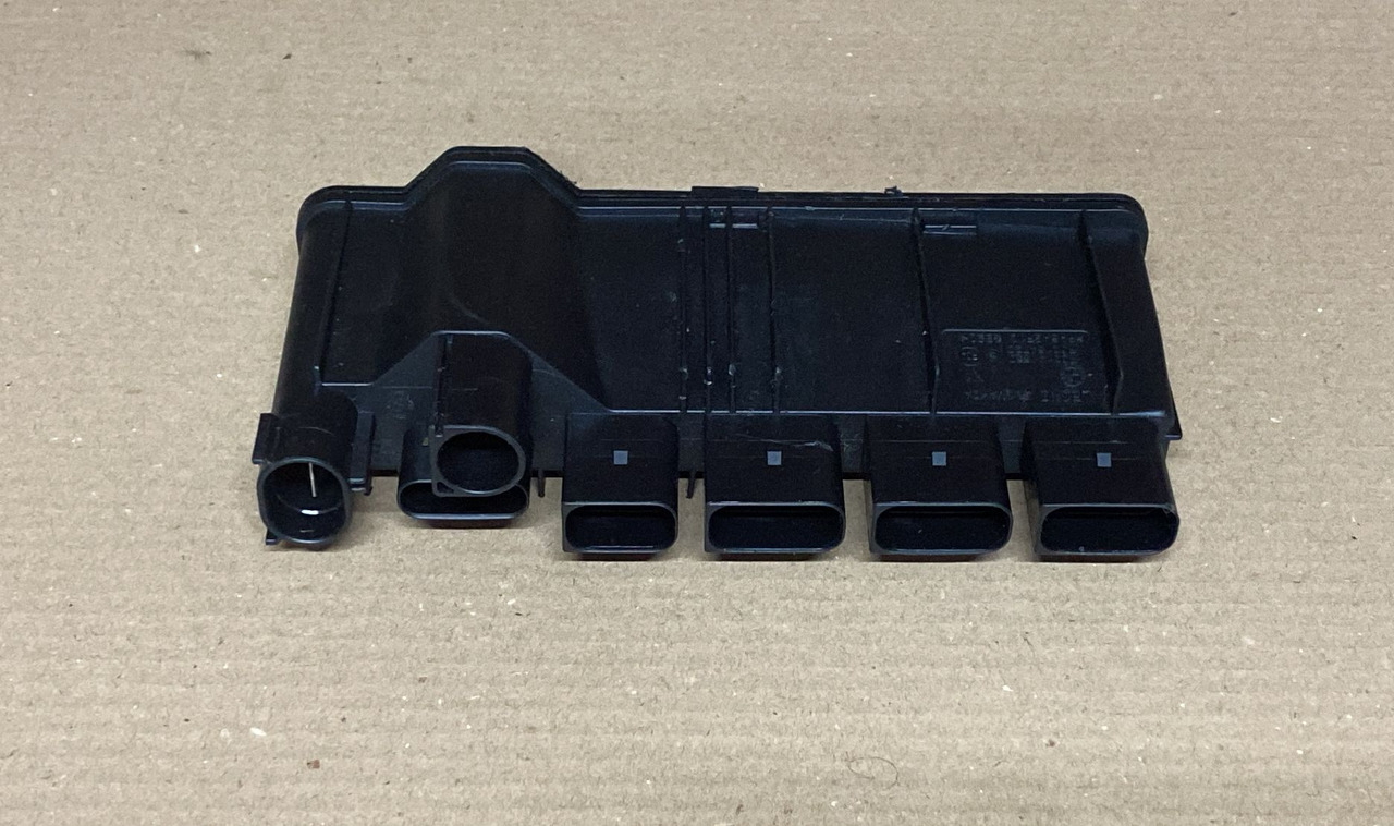 BMW PD8583091 - ECU : 사진 1 BMW PD8583091 - ECU : 사진 1