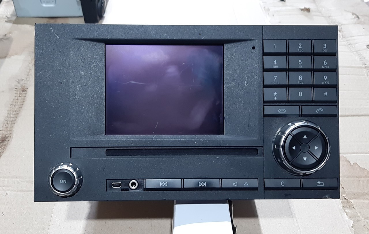 BOSCH / REXROTH Mercedes Actros MP4 CD Player A0004467662 - 운전실 및 내부 트럭 용 : 사진 1 BOSCH / REXROTH Mercedes Actros MP4 CD Player A0004467662 - 운전실 및 내부 트럭 용 : 사진 1