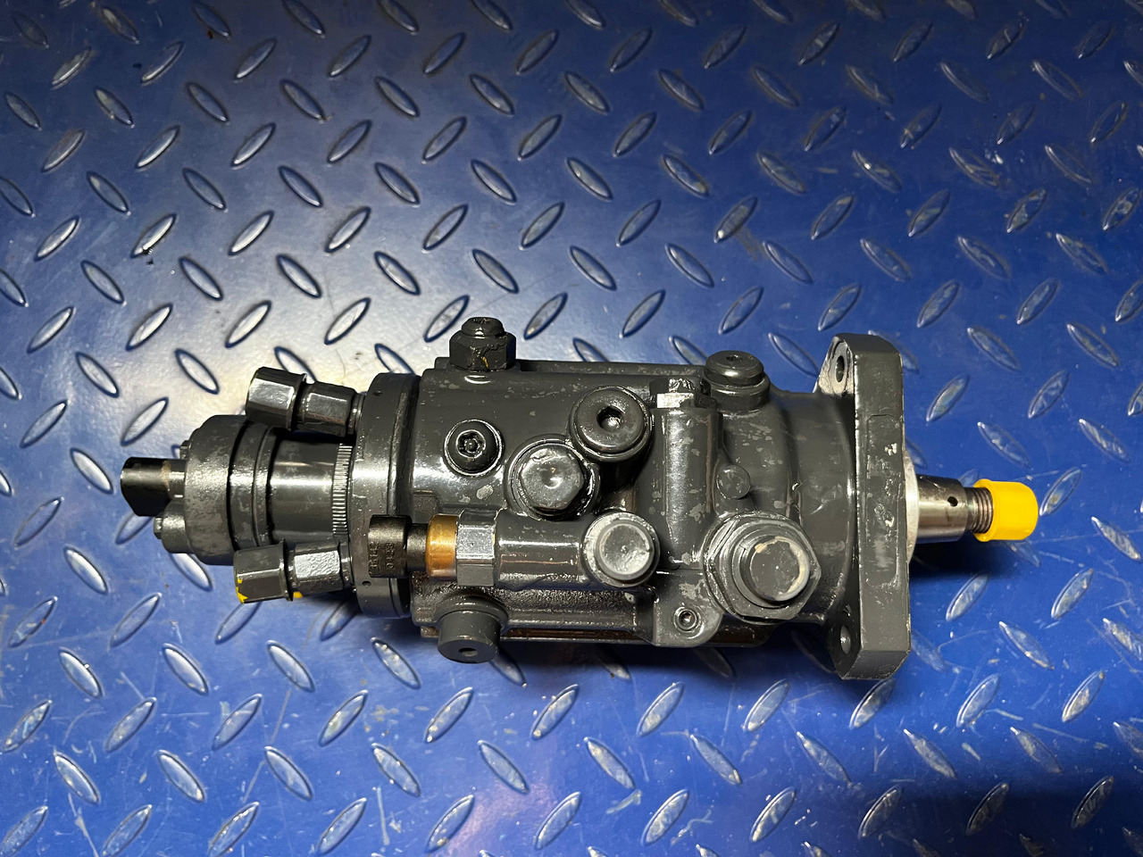 John Deere NEW Injection Pump RE568070 - 엔진 및 부품 장궤형 트랙터 용 : 사진 1 John Deere NEW Injection Pump RE568070 - 엔진 및 부품 장궤형 트랙터 용 : 사진 1