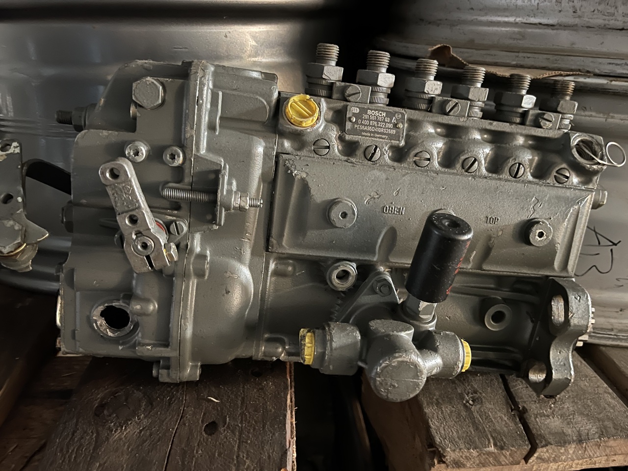 Liebherr Excavator 0400876322 PES6A95D410RS2689 - 연료 펌프 건설기계 용 : 사진 2 Liebherr Excavator 0400876322 PES6A95D410RS2689 - 연료 펌프 건설기계 용 : 사진 2