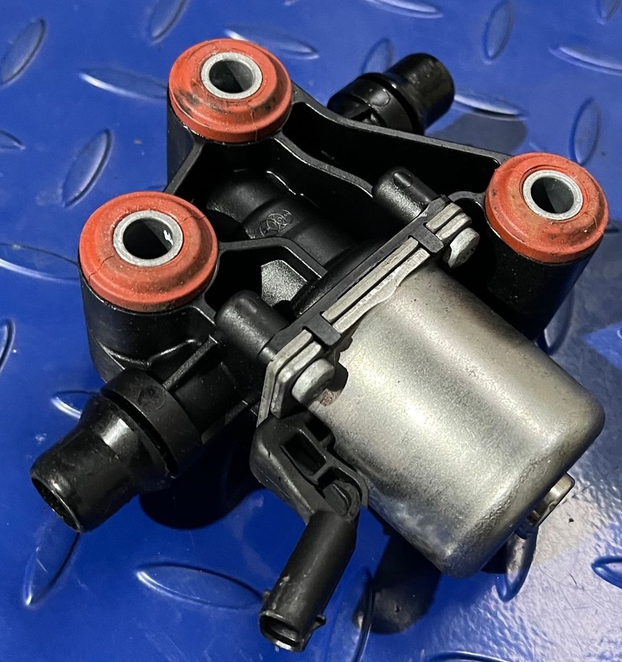Mercedes Actros MP4 Euro 5, 6 Adblue Heater Valve A0001531059 - 배기 시스템 트럭 용 : 사진 2 Mercedes Actros MP4 Euro 5, 6 Adblue Heater Valve A0001531059 - 배기 시스템 트럭 용 : 사진 2