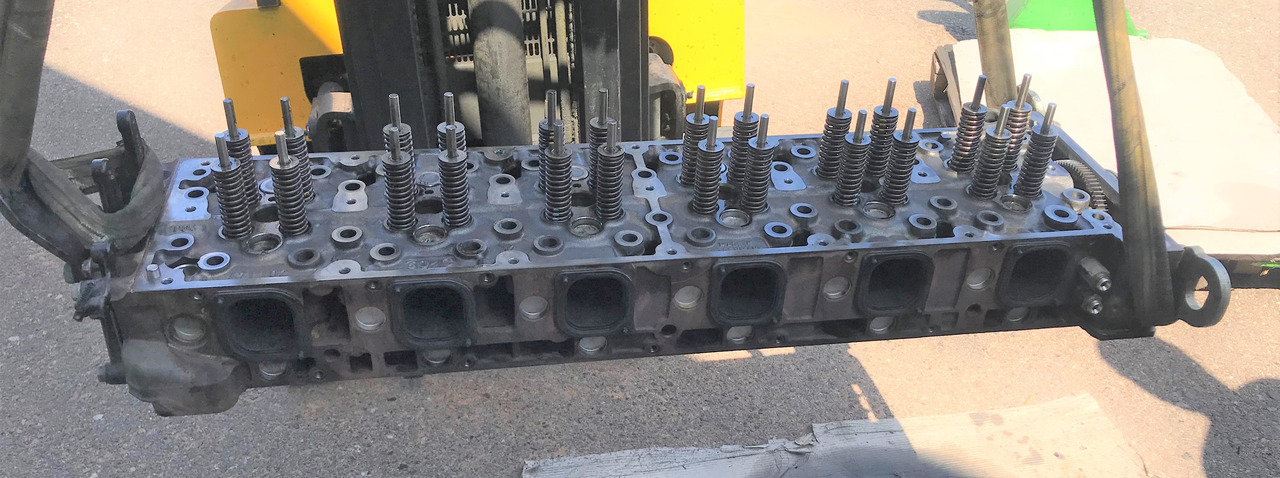 Mercedes Actros MP4 Euro 6 Cylinderhead OM470 - 엔진 및 부품 트럭 용 : 사진 1 Mercedes Actros MP4 Euro 6 Cylinderhead OM470 - 엔진 및 부품 트럭 용 : 사진 1