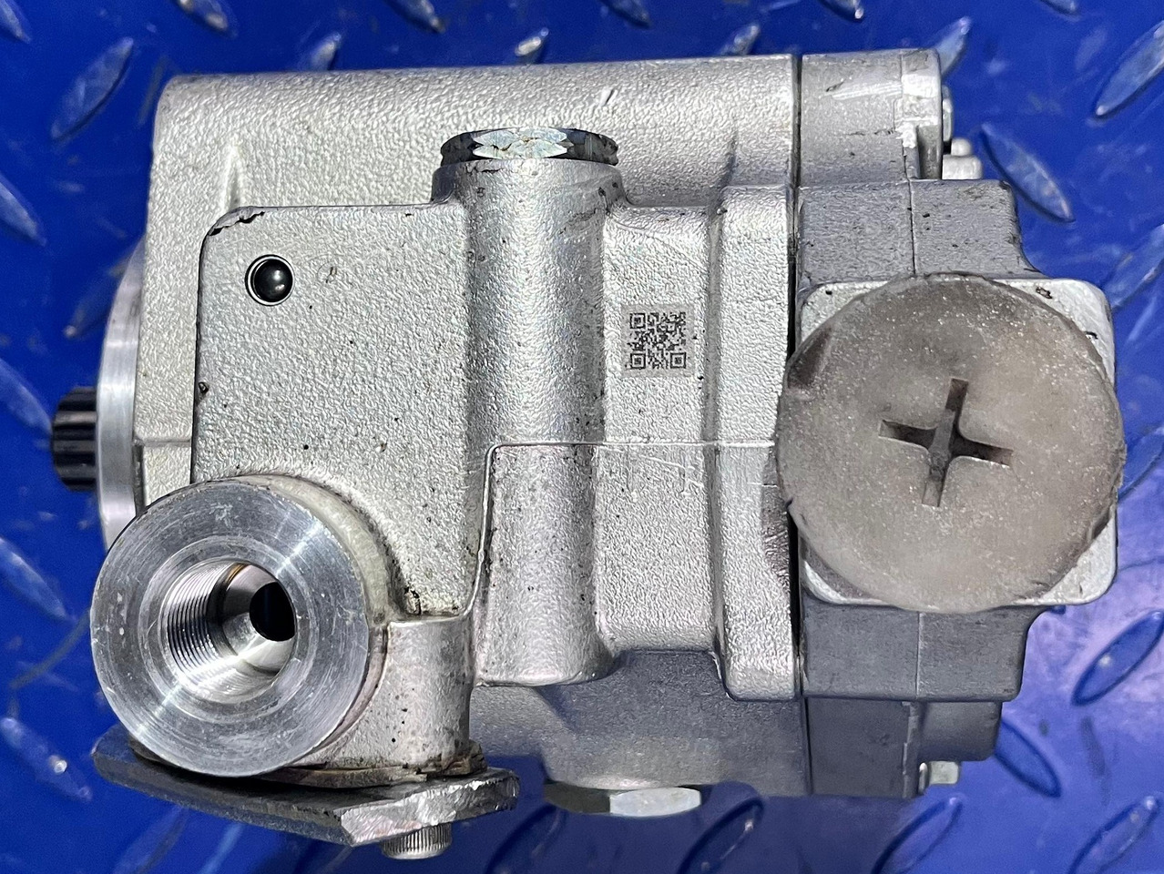 Mercedes Actros MP4 Servo Pump A9604600280 - 스티어링 펌프 트럭 용 : 사진 1 Mercedes Actros MP4 Servo Pump A9604600280 - 스티어링 펌프 트럭 용 : 사진 1