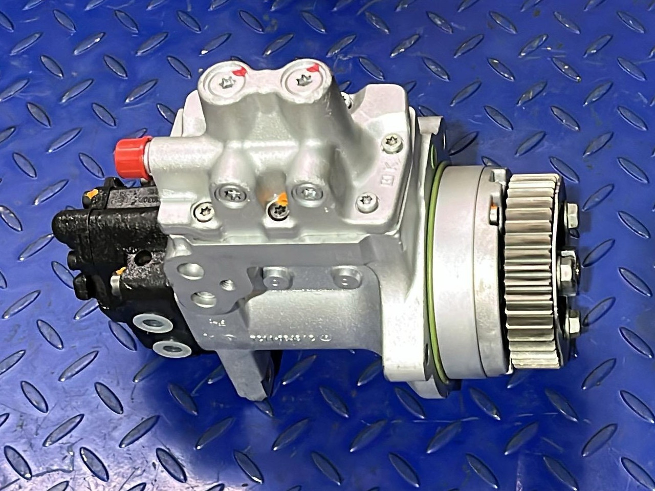 Mercedes Atego OM934 Euro 6 High Pressure Pump OM934 - 연료 펌프 트럭 용 : 사진 1 Mercedes Atego OM934 Euro 6 High Pressure Pump OM934 - 연료 펌프 트럭 용 : 사진 1
