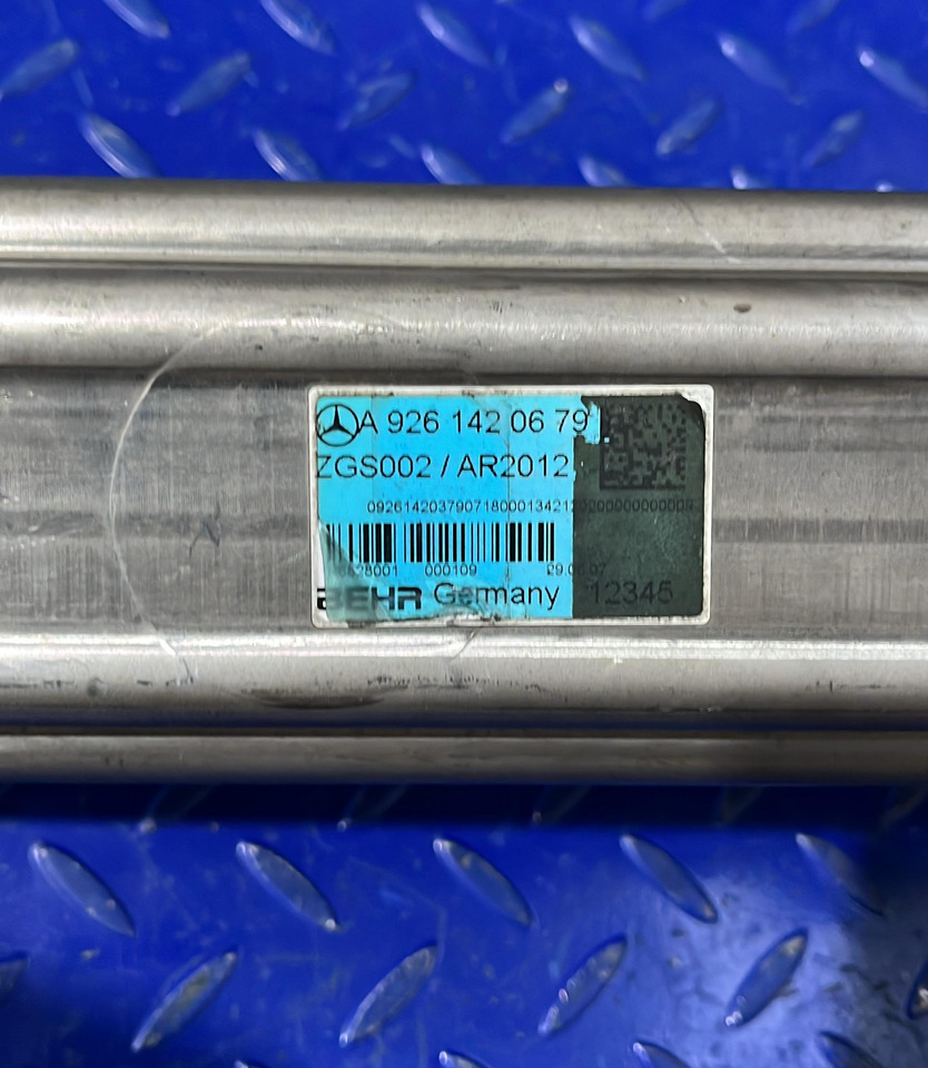 Mercedes Benz /DETROIT EGR OM926 A9261420679 (A9261420379) - EGR 쿨러 : 사진 5 Mercedes Benz /DETROIT EGR OM926 A9261420679 (A9261420379) - EGR 쿨러 : 사진 5