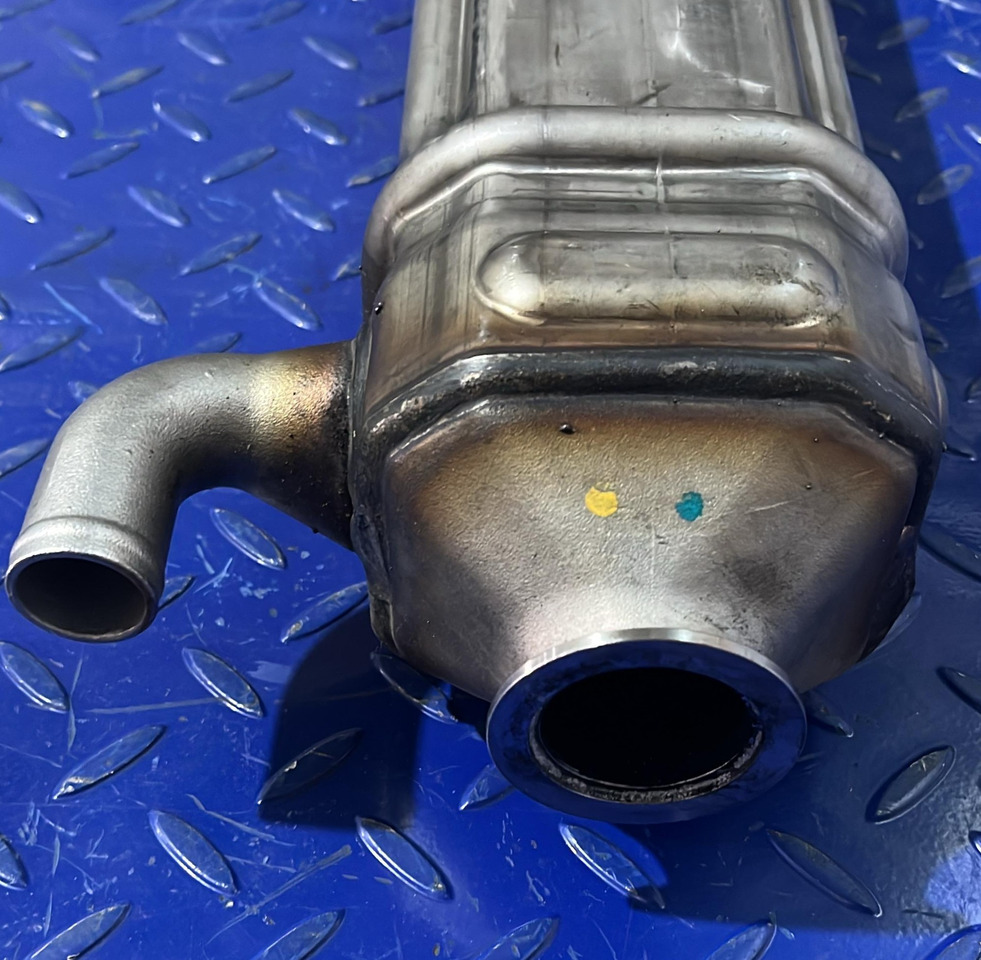 Mercedes Benz /DETROIT EGR OM926 A9261420679 (A9261420379) - EGR 쿨러 : 사진 3 Mercedes Benz /DETROIT EGR OM926 A9261420679 (A9261420379) - EGR 쿨러 : 사진 3