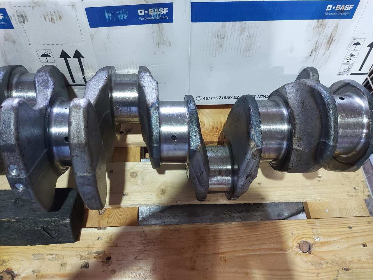 Mercedes Crankshaft OM473 Euro 6 - 크랭크 샤프트 : 사진 4 Mercedes Crankshaft OM473 Euro 6 - 크랭크 샤프트 : 사진 4