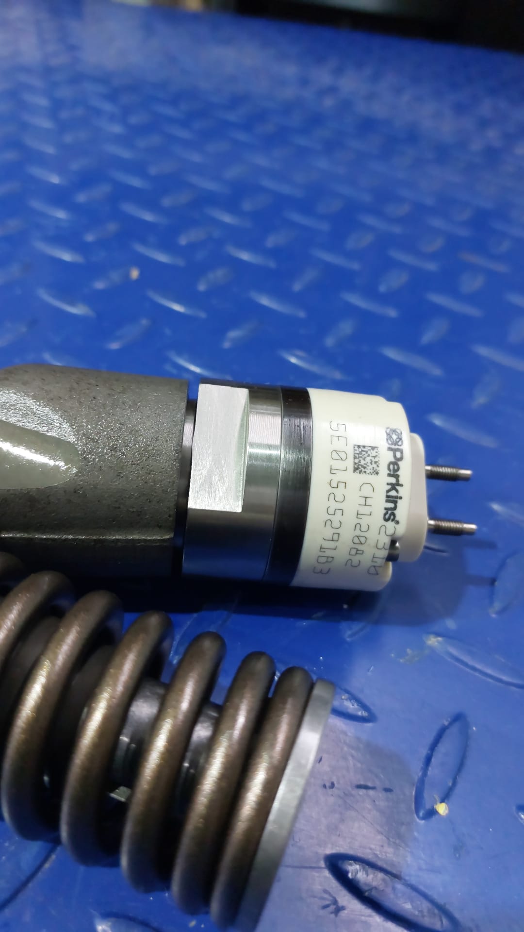 PERKINS Injector CAT C13 C15 C18/Perkins CH12082 - 예비 부속 굴착기 용 : 사진 2 PERKINS Injector CAT C13 C15 C18/Perkins CH12082 - 예비 부속 굴착기 용 : 사진 2