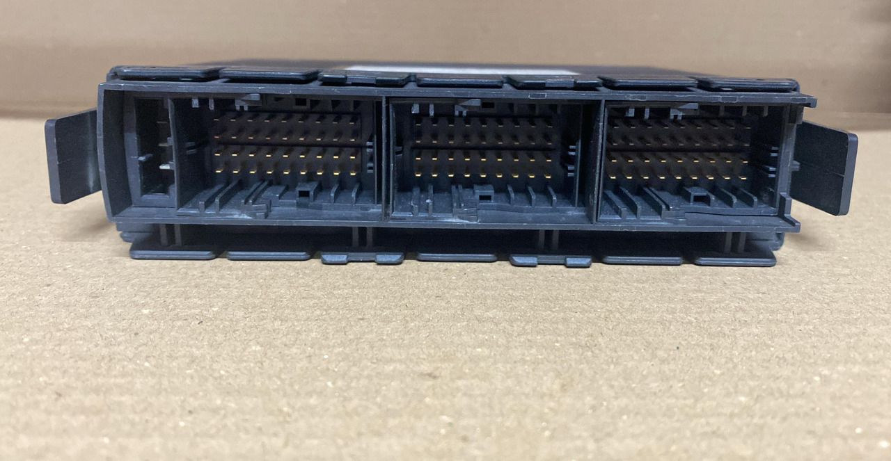 SCANIA CONTROL UNIT COO8 BASIC A2C38369403 - 예비 부속 : 사진 2 SCANIA CONTROL UNIT COO8 BASIC A2C38369403 - 예비 부속 : 사진 2