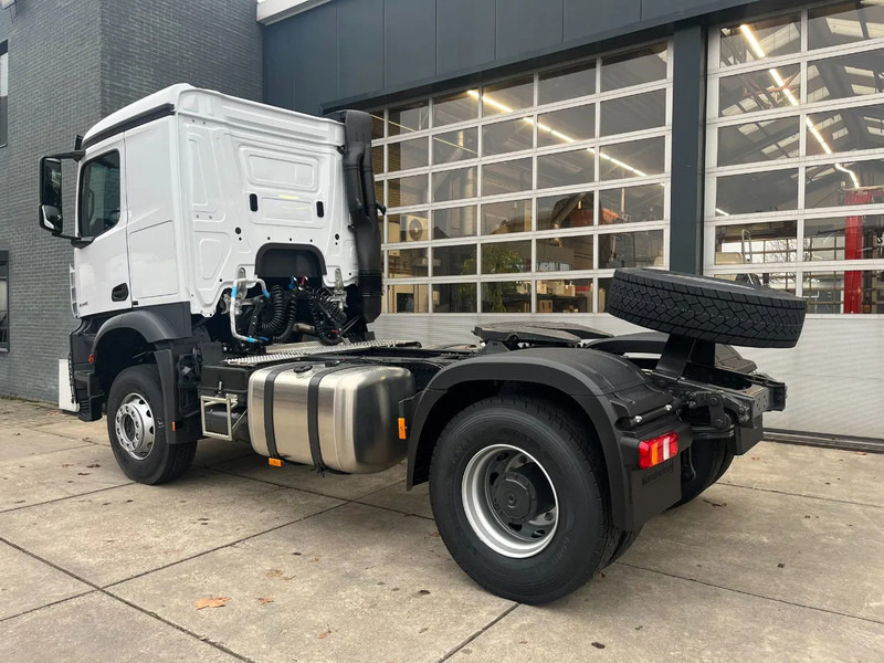 Mercedes-Benz Actros 2045 S 4x2 Tractor Head - 트랙터 유닛 : 사진 3 Mercedes-Benz Actros 2045 S 4x2 Tractor Head - 트랙터 유닛 : 사진 3