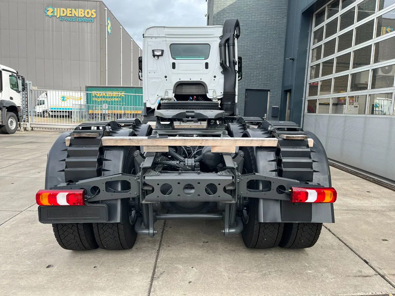 Mercedes-Benz Actros 3340 S 6x4 Tractor Head - 트랙터 유닛 : 사진 5 Mercedes-Benz Actros 3340 S 6x4 Tractor Head - 트랙터 유닛 : 사진 5