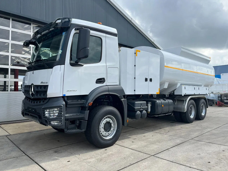 Mercedes-Benz Arocs 3340 6x6 Water Tank Truck - 유조트럭 : 사진 1 Mercedes-Benz Arocs 3340 6x6 Water Tank Truck - 유조트럭 : 사진 1