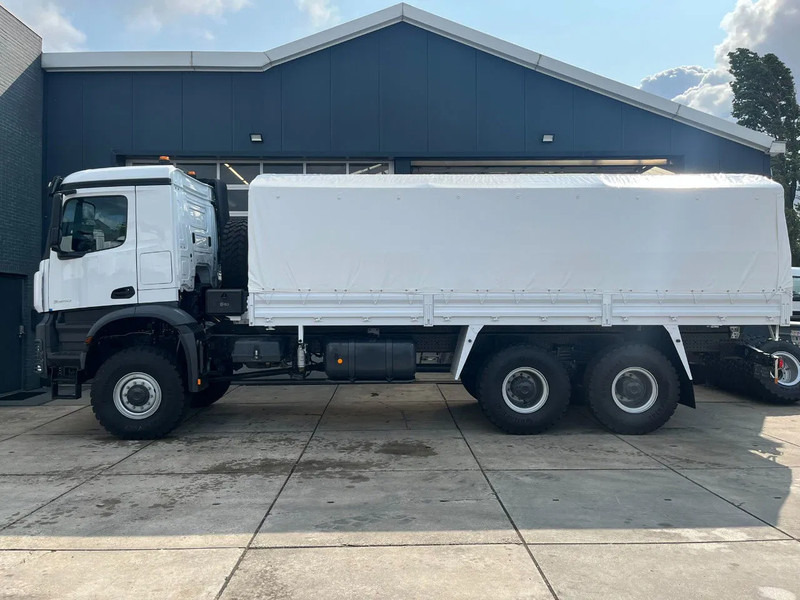 Mercedes-Benz Arocs 3340 A 6x6 Cargo Truck - 커튼사이더 트럭 : 사진 2 Mercedes-Benz Arocs 3340 A 6x6 Cargo Truck - 커튼사이더 트럭 : 사진 2