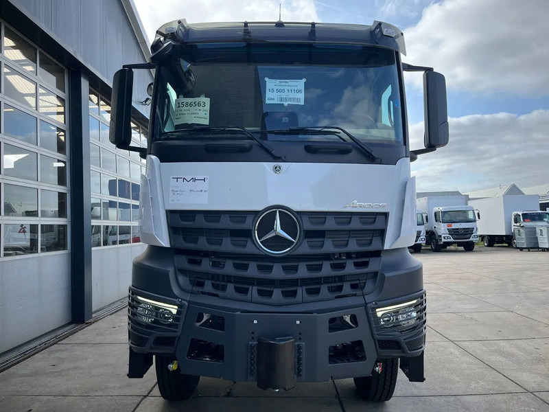 Mercedes-Benz Arocs 4058 AS 6x6 Tractor Head 180T Push Pull EURO-5 - 트랙터 유닛 : 사진 4 Mercedes-Benz Arocs 4058 AS 6x6 Tractor Head 180T Push Pull EURO-5 - 트랙터 유닛 : 사진 4