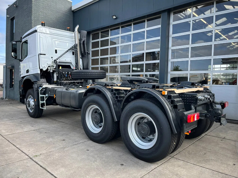 Mercedes-Benz Arocs 4058 AS 6x6 Tractor Head 180T Push Pull EURO-5 - 트랙터 유닛 : 사진 3 Mercedes-Benz Arocs 4058 AS 6x6 Tractor Head 180T Push Pull EURO-5 - 트랙터 유닛 : 사진 3