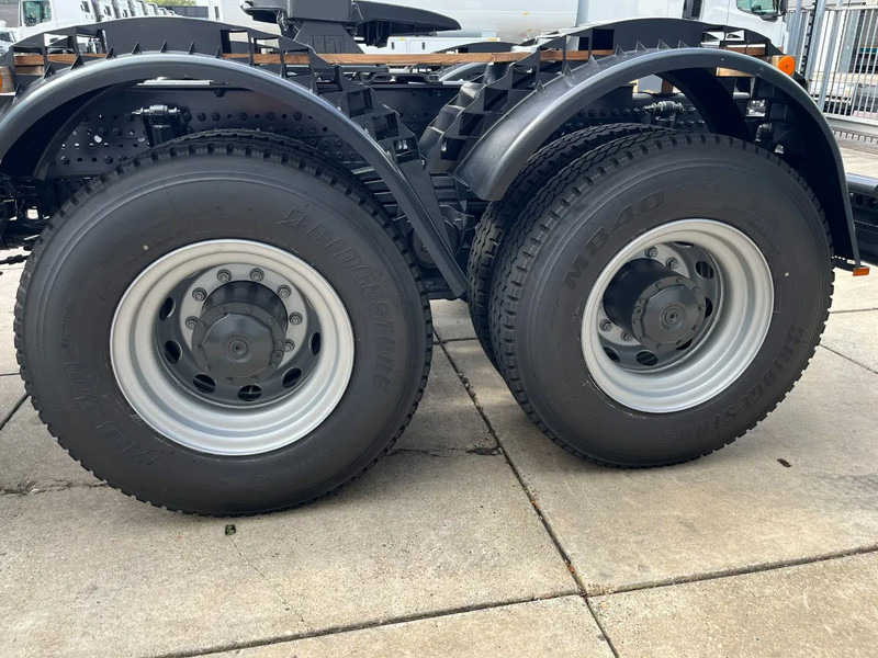 리스 Mercedes-Benz Arocs 4058 AS 6x6 Tractor Head 180T Push Pull euro3 (Pre order) Mercedes-Benz Arocs 4058 AS 6x6 Tractor Head 180T Push Pull euro3 (Pre order) : 사진 15