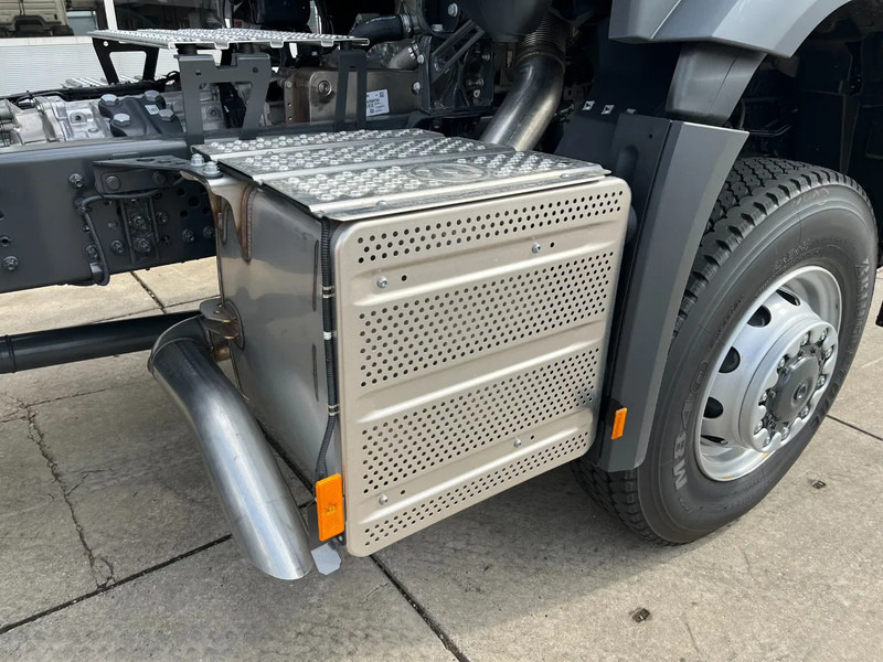 리스 Mercedes-Benz Arocs 4058 AS 6x6 Tractor Head 180T Push Pull euro3 (Pre order) Mercedes-Benz Arocs 4058 AS 6x6 Tractor Head 180T Push Pull euro3 (Pre order) : 사진 19