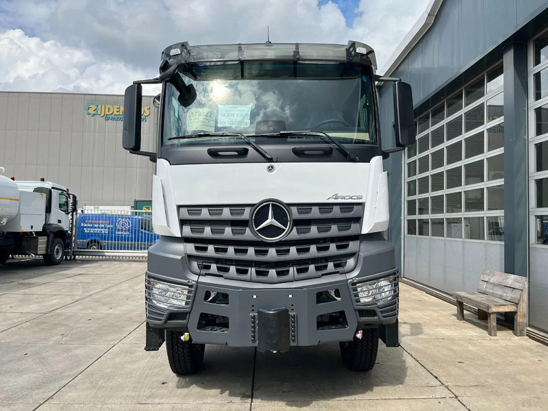 리스 Mercedes-Benz Arocs 4058 AS 6x6 Tractor Head 180T Push Pull euro3 (Pre order) Mercedes-Benz Arocs 4058 AS 6x6 Tractor Head 180T Push Pull euro3 (Pre order) : 사진 8