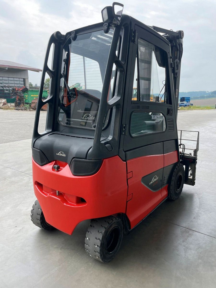 Linde E25H-01 - 전기 지게차 : 사진 4 Linde E25H-01 - 전기 지게차 : 사진 4