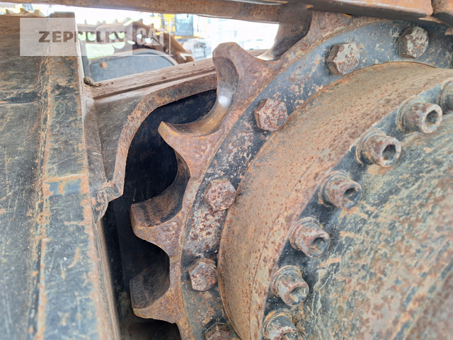 크롤러 굴삭기 Cat 320GC : 사진 28