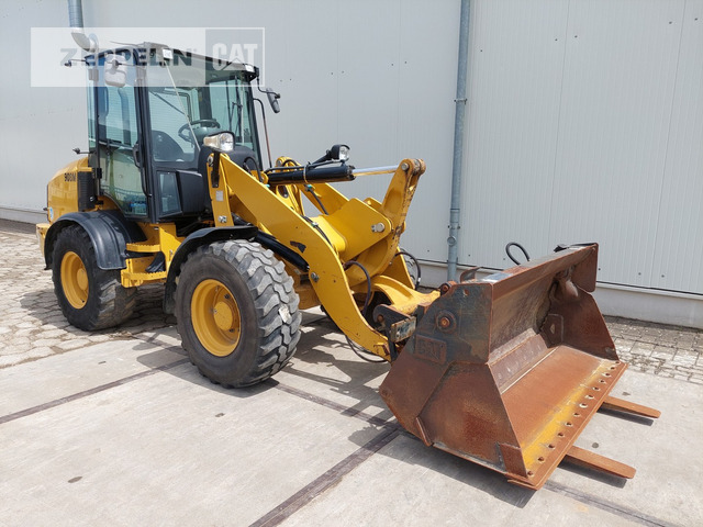 휠 로더 Cat 908M : 사진 6