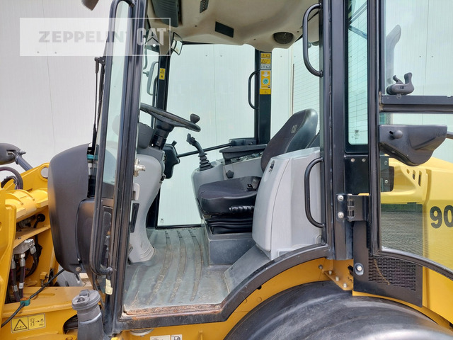 휠 로더 Cat 908M : 사진 24