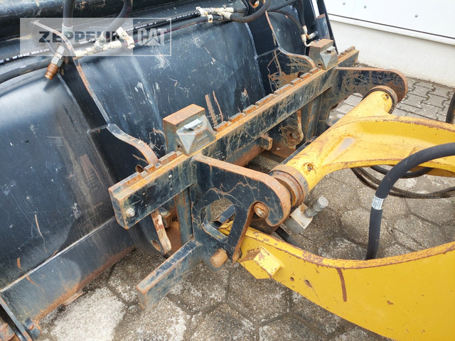 휠 로더 Cat 908M : 사진 11