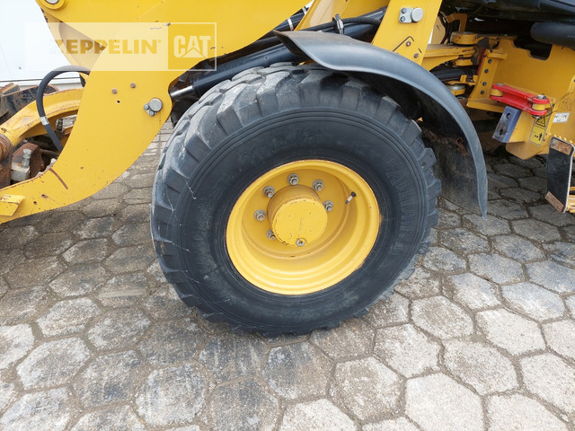 휠 로더 Cat 908M : 사진 13