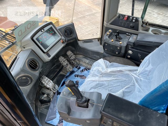 휠 로더 Cat 966M : 사진 33
