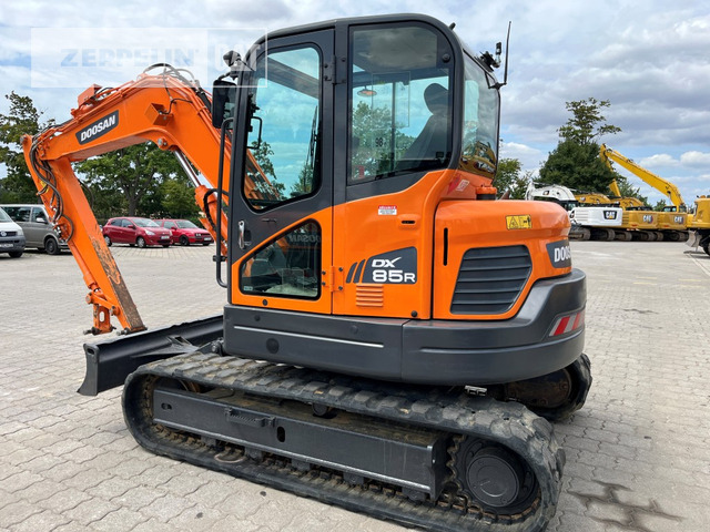 Doosan DX85R-3 - 미니 굴삭기 : 사진 2 Doosan DX85R-3 - 미니 굴삭기 : 사진 2