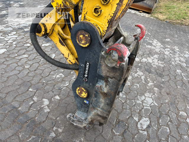 크롤러 굴삭기 Komatsu PC228 : 사진 13