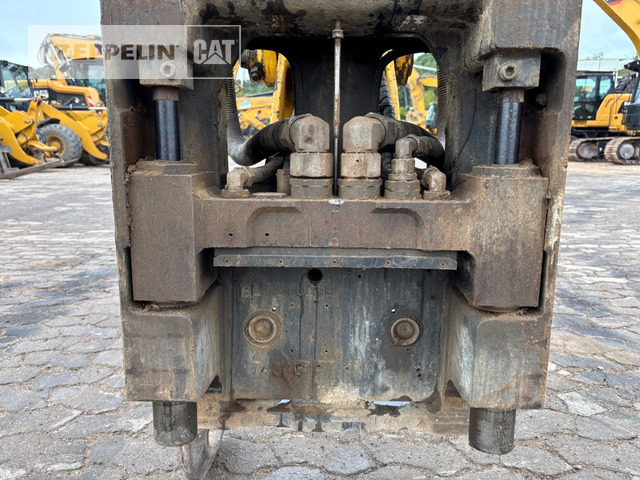 크롤러 굴삭기 Komatsu PC228 : 사진 14