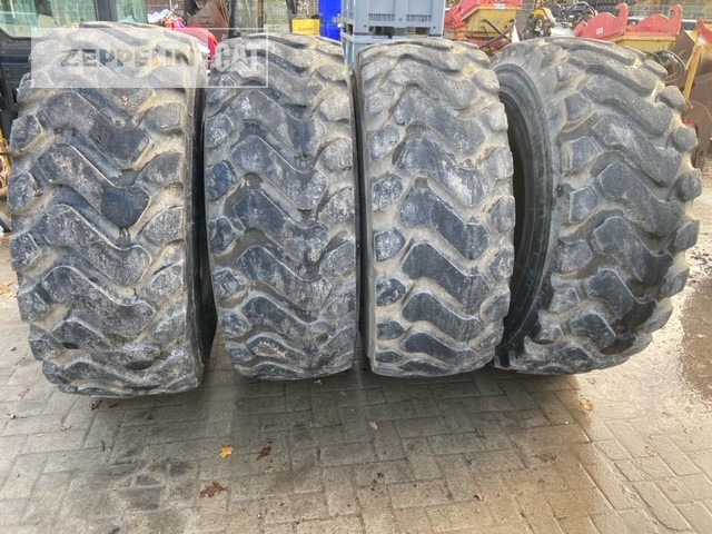 Michelin 4x 20.5R25XHA - 타이어 건설기계 용 : 사진 1 Michelin 4x 20.5R25XHA - 타이어 건설기계 용 : 사진 1
