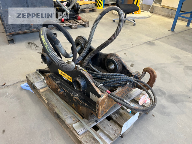 Oilquick Deutschland GmbH OQ 70/55 ex 320GC - 퀵 커플러 건설기계 용 : 사진 3 Oilquick Deutschland GmbH OQ 70/55 ex 320GC - 퀵 커플러 건설기계 용 : 사진 3