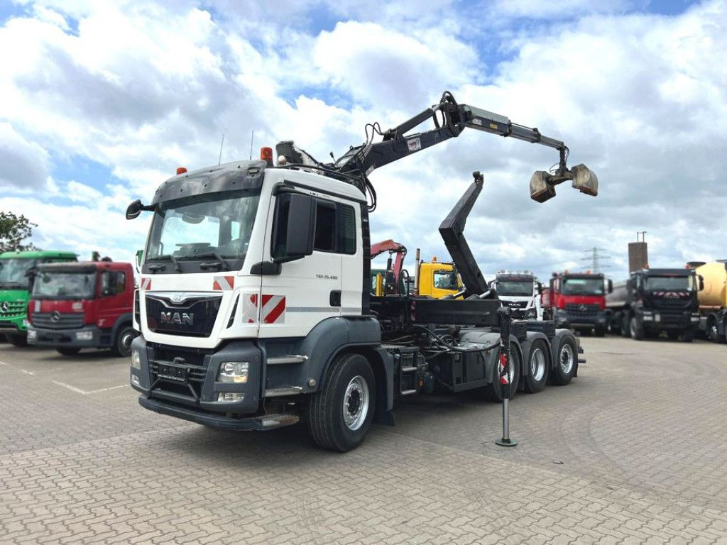 MAN TG-S 35.480 8x4 BL Abrollkipper mit Kran Penz-15 - 크레인 트럭 : 사진 3 MAN TG-S 35.480 8x4 BL Abrollkipper mit Kran Penz-15 - 크레인 트럭 : 사진 3