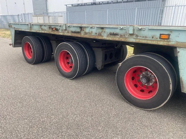 Floor open oplegger 3 asser uitschuifbaar, 2 x stuur, 1 x liftas - 드롭사이드/ 플랫베드 세미 트레일러 : 사진 3 Floor open oplegger 3 asser uitschuifbaar, 2 x stuur, 1 x liftas - 드롭사이드/ 플랫베드 세미 트레일러 : 사진 3