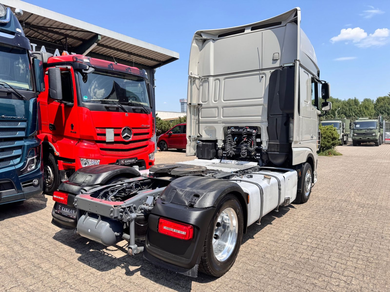 DAF XF 480 FT 4x2 SSC Low Deck Standklima ZF-Intard - 트랙터 유닛 : 사진 5 DAF XF 480 FT 4x2 SSC Low Deck Standklima ZF-Intard - 트랙터 유닛 : 사진 5