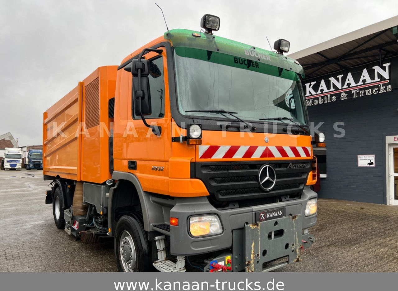Mercedes-Benz 2032 Actros 4x4 Bucher STKF 9500 AIRPORT KLIMA - 거리 청소 차량 : 사진 2 Mercedes-Benz 2032 Actros 4x4 Bucher STKF 9500 AIRPORT KLIMA - 거리 청소 차량 : 사진 2