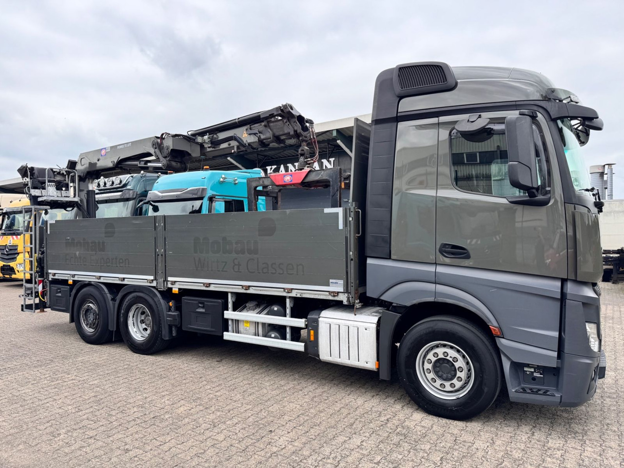 Mercedes-Benz 2545 Actros 4 Baustoffkran HMF Hochdach - 크레인 트럭 : 사진 5 Mercedes-Benz 2545 Actros 4 Baustoffkran HMF Hochdach - 크레인 트럭 : 사진 5
